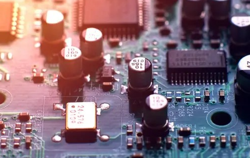 集成電路與嵌入式系統設備不同的性能和作用？